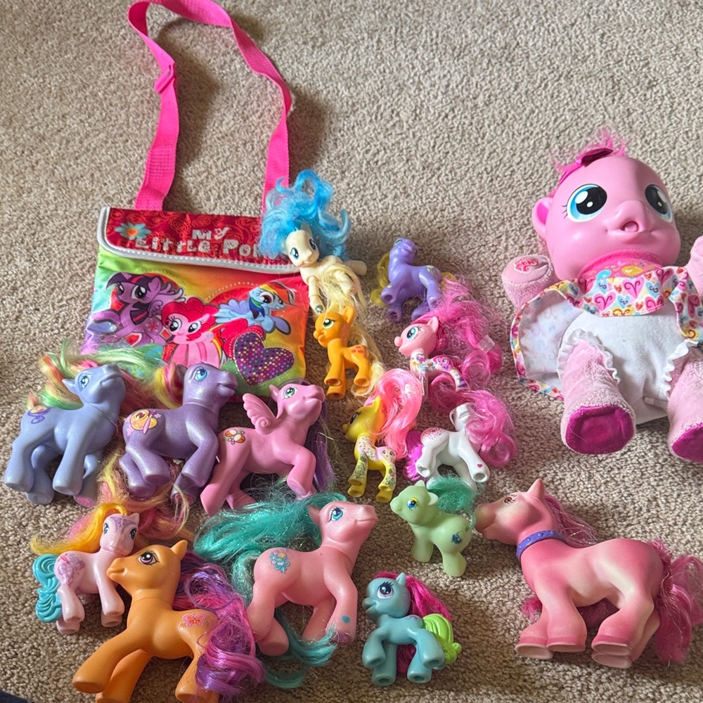 Huge My Little Pony MLP lot toys horses ponies 16 pieces purse